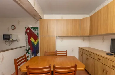 Funcional casa para venda em praça da árvore com 2 quartos , 165m²