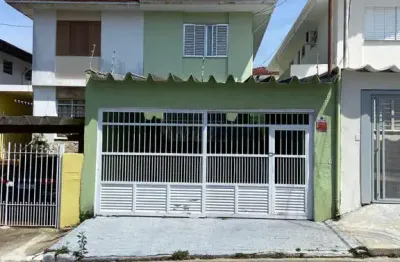 Agradável casa para venda em Jardim Oriental com 3 quartos, sendo 1 suíte , 140m²