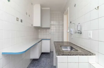Versátil apartamento para venda em Vila Parque Jabaquara com 2 quartos , 42m²