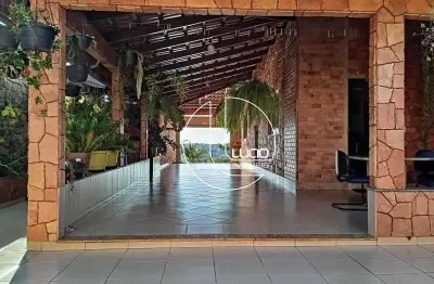 Casa com 3 quartos à venda na rua josé mendes dos santos, residencial itatiaia, anápolis, 258 m2 por r$ 1.180.000