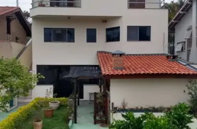 Casa com 3 quartos à venda na Vila Oliveira, Mogi das Cruzes  por R$ 1.200.000
