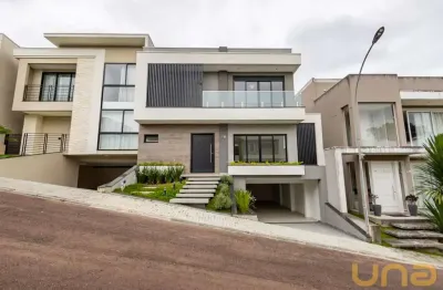 Casa à venda na Rua Padre Júlio Saavedra, 970, Uberaba, Curitiba