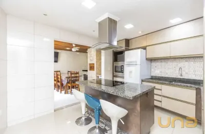 Casa com 3 quartos à venda na Rua Sebastião Lustosa de Freitas, 362, Jardim Lorenza, Almirante Tamandaré