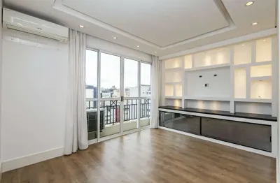 Apartamento com 3 quartos para alugar na Rua Lamenha Lins, 212, Centro, Curitiba