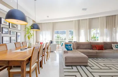 Casa com 4 quartos à venda na Rua Eduardo Sprada, 3801, Campo Comprido, Curitiba
