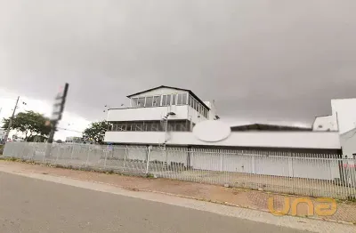 Imobiliária cilar aluga prédio comercial no  com 1.326m², ref.