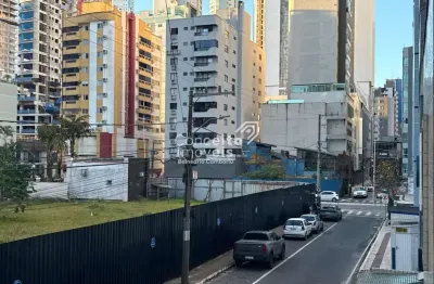 Apartamento com 2 quartos à venda na Rua 3610, 150, Centro, Balneário Camboriú