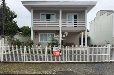 Casa com 3 quartos à venda na Vila Nova, Joinville 
