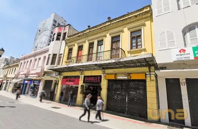 Imobiliária cilar aluga loja no centro com 200m², ref. 05648.0