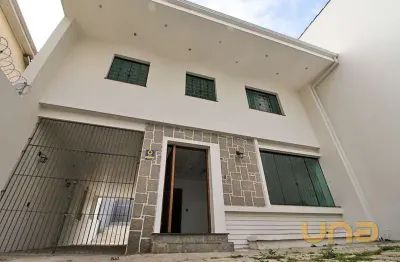 Imobiliária cilar aluga casa 5 salas no centro com 220m², ref.
