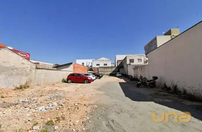 Imobiliária Cilar Aluga Terreno no Parolin com 527,10m², Ref.