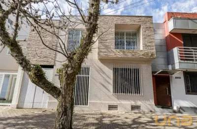 Casa à venda na Rua Desembargador Motta, 2968, Centro, Curitiba