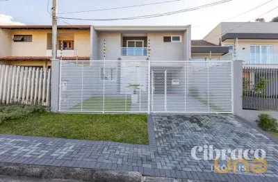Sobrado com 3 quartos sendo 1 suíte no bairro barreirinha, pró
