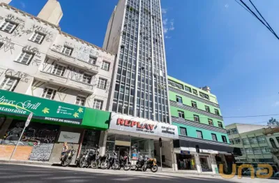 Casa comercial à venda na Rua Cândido de Leão, 45, Centro, Curitiba