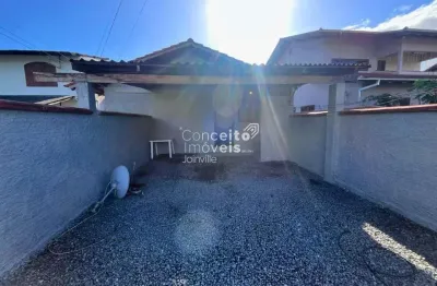 Casa com 2 quartos para alugar na Vila Nova, Joinville 