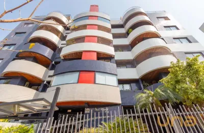 Apartamento 03 dormitórios com aproximadamente 235 m² - Água v