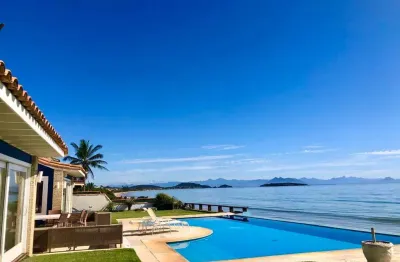 Luxuosa mansão pé na areia em manguinhos - conforto, estilo e exclusividade