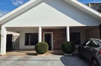 Casa térrea à venda em maringá no condomínio delta ville ii com 3 suítes