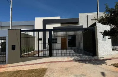 Vende-se casa com 3 quartos no jardim freitas – zona norte – maringá pr