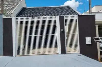 Casa com 3 quartos à venda no Jardim Everest, Maringá 