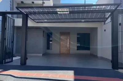 Casa moderna à venda – 3 quartos, pé direito alto e área gourmet