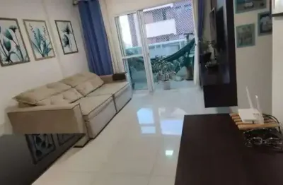 Apartamento à venda em maringá com 2 quartos, suíte e sacada no novo centro