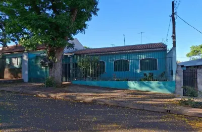 Casa à venda no conjunto ney braga com 3 quartos e edícula - maringá