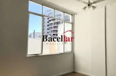 Apartamento com 2 quartos para alugar na rua dois de dezembro, flamengo, rio de janeiro, 70 m2 por r$ 4.100
