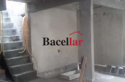 Casa com 3 quartos à venda na rua alzira brandão, tijuca, rio de janeiro, 240 m2 por r$ 579.999