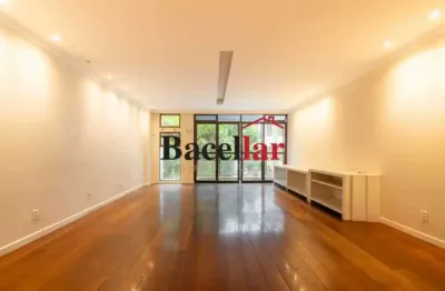Apartamento com 4 quartos à venda na rua soares da costa, tijuca, rio de janeiro, 226 m2 por r$ 999.999