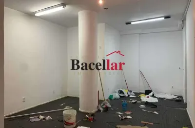 Casa comercial com 1 sala para alugar na praça da bandeira, praça da bandeira, rio de janeiro, 35 m2 por r$ 1.000