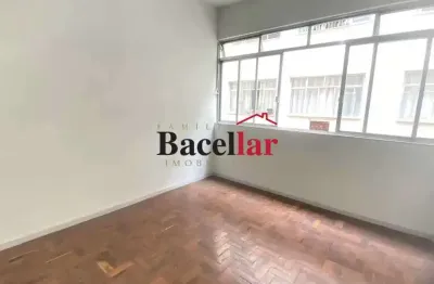 Apartamento com 2 quartos à venda na rua torres homem, vila isabel, rio de janeiro, 65 m2 por r$ 199.000