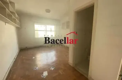 Sala comercial com 1 sala para alugar na avenida erasmo braga, centro, rio de janeiro, 28 m2 por r$ 600