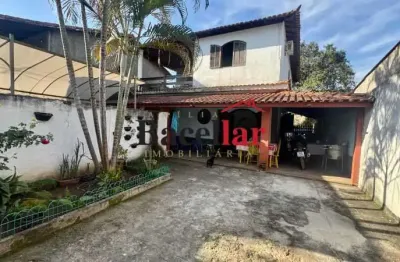 Casa com 4 quartos à venda na rua joão seixas júnior, parque fleixal, guapimirim, 277 m2 por r$ 550.000