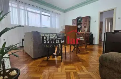 Apto. Tipo Casa 3 Quartos, Suíte, Área externa e Vaga à Venda na Tijuca!!! Próximo ao Largo da Usina!!! rj