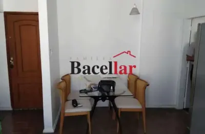 Apartamento com 2 quartos à venda na avenida presidente vargas, cidade nova, rio de janeiro, 57 m2 por r$ 275.000