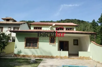 Casa em condomínio fechado com 5 quartos para alugar na Rua Mazzaropi, Vargem Pequena, Rio de Janeiro