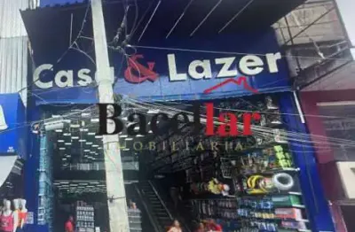 Prédio para alugar na Estrada do Portela, Madureira, Rio de Janeiro