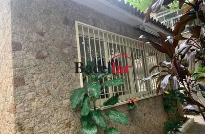 Casa com 8 quartos à venda na rua guaxupé, tijuca, rio de janeiro, 500 m2 por r$ 1.600.000