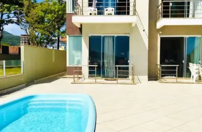 Apartamento com 3 quartos para alugar na avenida senador atílio fontana, 678, balneário perequê, porto belo por r$ 2.300