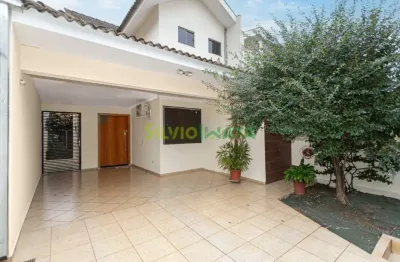 Casa com 2 quartos à venda na Rua Palmital, 657, Parque Residencial Quebec, Maringá
