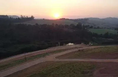 Lotes a partir de 250m² em pedra bela próximo a extrema | lazer e lago | pagamento facilitado