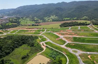 Lotes comerciais em extrema | localizados em avenida | a partir de 250m² | lazer e lagos