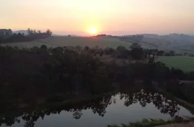 Residencial santa maria | lotes a partir de 250m² em pedra bela com área de lazer e lago