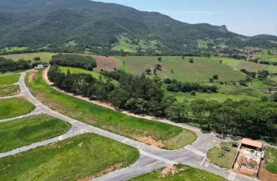 Próximo a rodovia fernão días e com vista pra serra do lopo | lotes a venda em extrema