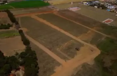 Chácaras de 1000m² em pinhalzinho em condomínio fechado com área de lazer | facilitado