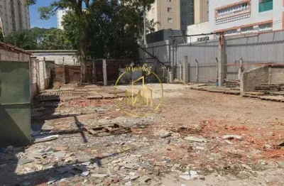 Terreno à venda na Rua Doutor Miranda de Azevedo, Pompéia, São Paulo