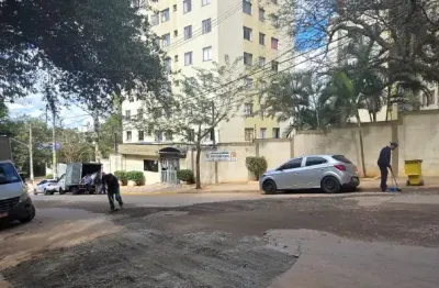 Excelente localização no Horto do Ypê - Campo Limpo / 03 dormitórios.