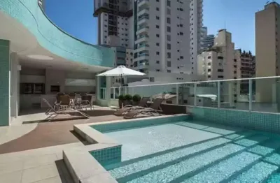 Locação: apartamento vista mar 3 suítes, mobiliado, decorado e 2 vagas - pioneiros em balneário camboriú