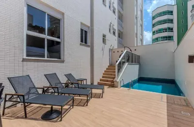 Aluguel anual: apartamento garden com piscina privativa, 4 suítes e 3 vagas. na barra sul em balneário camboriú